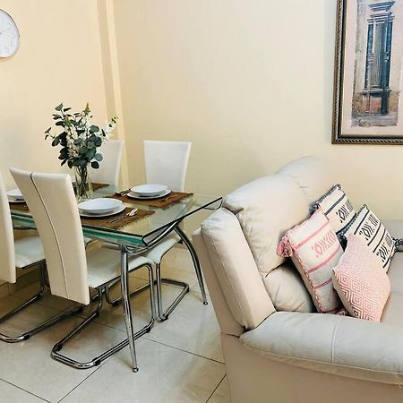 Appartamento Flat On The Paseo Maritamo! Estepona Esterno foto