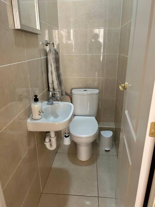 Appartamento Flat On The Paseo Maritamo! Estepona Esterno foto